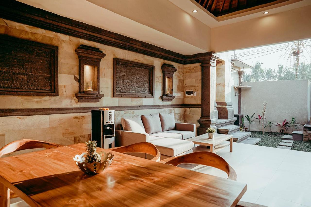 Widi Agung Villa Ubud  Exterior photo